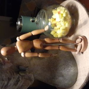 Natural Wood Poseable Mannequin Figurines